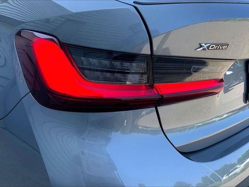 Used 2023 BMW 330e xDrive w/ M Sport Package AWD/4WD image 30