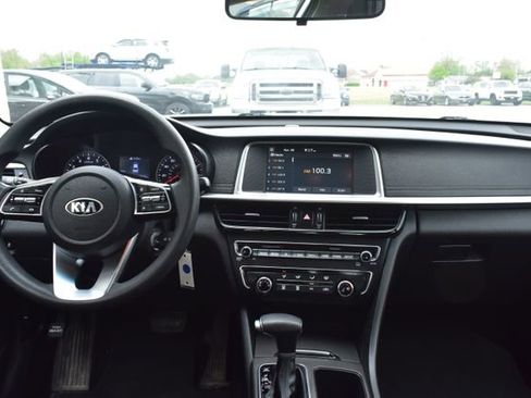 Used 2019 Kia Optima LX FWD image 30