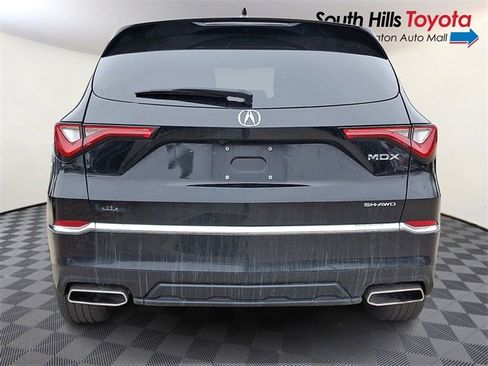 Used 2023 Acura MDX SH-AWD image 5