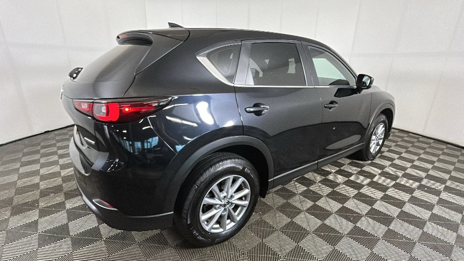Used 2023 MAZDA CX-5 AWD 2.5 S image 3
