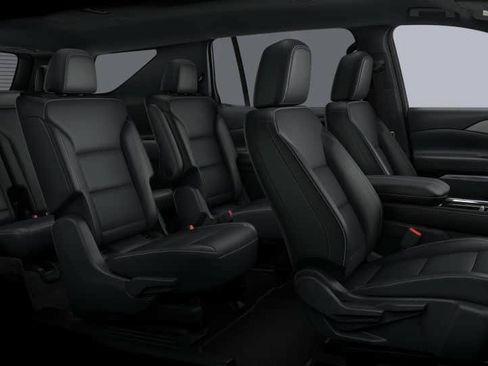 New 2026 Chevrolet Traverse LT w/ Driver Confidence Package FWD image 30