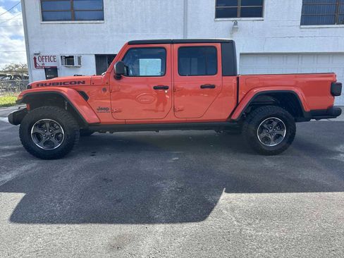 Used 2020 Jeep Gladiator Rubicon AWD/4WD image 3
