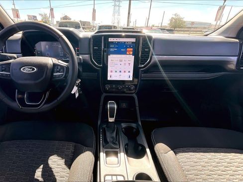 Used 2024 Ford Ranger XLT w/ Trailer Tow Package image 16