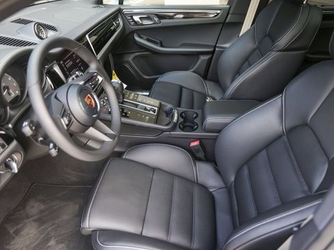 Used 2026 Porsche Macan S image 16