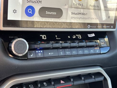 Used 2024 Toyota Tundra Limited image 20