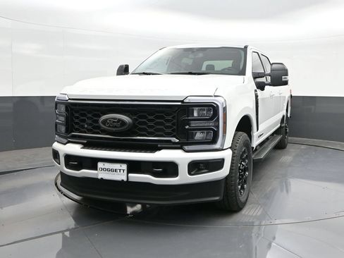 New 2026 Ford F250 Lariat w/ Black Appearance Package AWD/4WD image 30