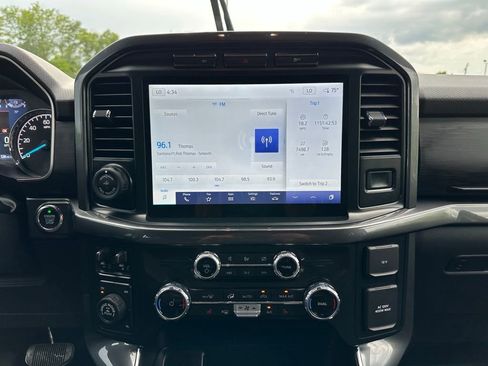 Used 2022 Ford F150 XLT w/ Equipment Group 302A High AWD/4WD image 10