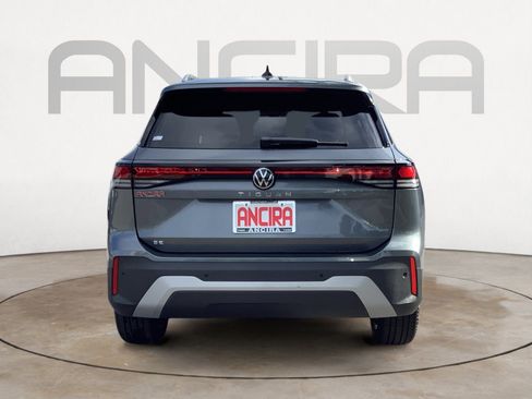 New 2025 Volkswagen Tiguan SE image 7