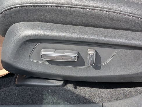 New 2026 Honda HR-V EX-L image 15