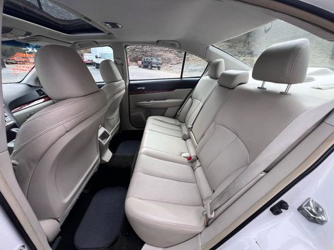 Used 2012 Subaru Legacy 3.6R Limited image 21
