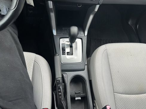 Used 2016 Subaru Forester 2.5i w/ Alloy Wheel Package image 12