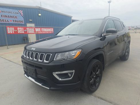 Used 2018 Jeep Compass Limited w/ Navigation Group AWD/4WD image 3