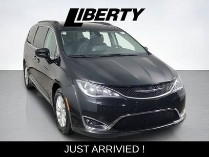 Used 2017 Chrysler Pacifica Touring-L