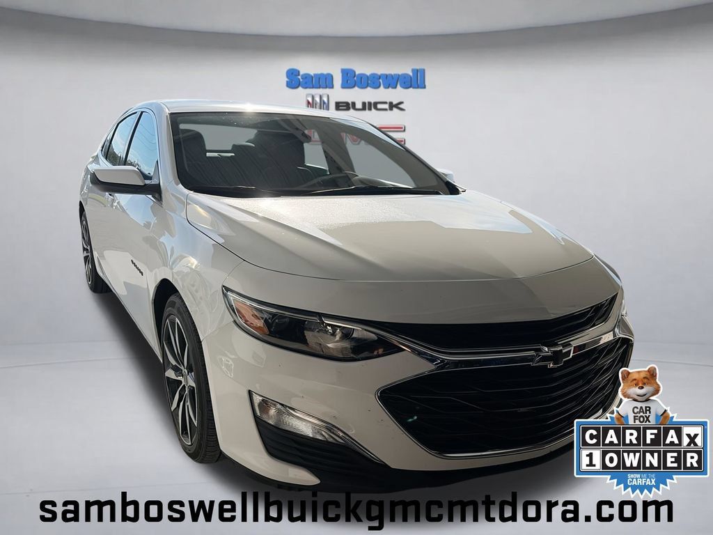 Used 2022 Chevrolet Malibu RS FWD image 1