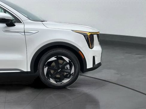 New 2026 Kia Sorento EX FWD image 22