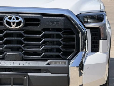 Used 2022 Toyota Tundra SR5 w/ TRD Off-Road Premium Package RWD image 7
