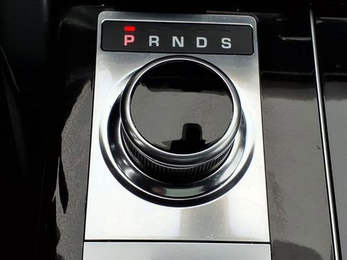 Used 2019 Land Rover Range Rover HSE image 19