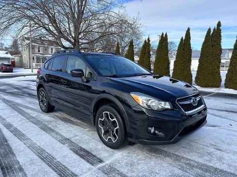 Used 2015 Subaru Crosstrek 2.0i Premium image 3