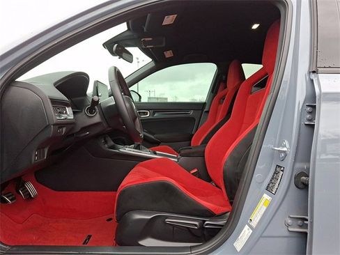 Used 2025 Honda Civic Type R image 15