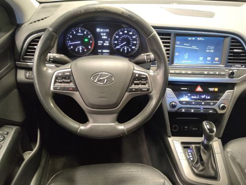 Used 2017 Hyundai Elantra Limited w/ Limited Tech Package 04 FWD image 22