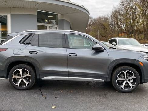 New 2026 Volkswagen Tiguan SE AWD/4WD image 4