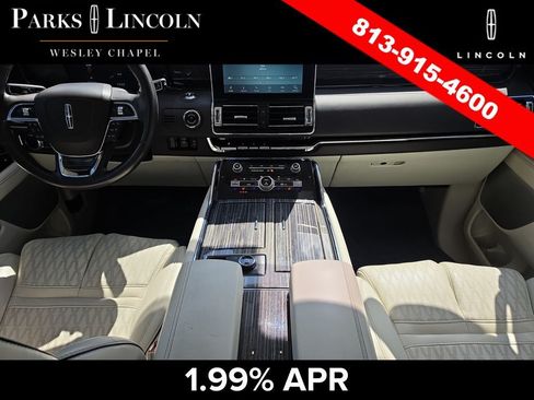 Used 2020 Lincoln Navigator Black Label w/ Cargo Convenience Package AWD/4WD image 11