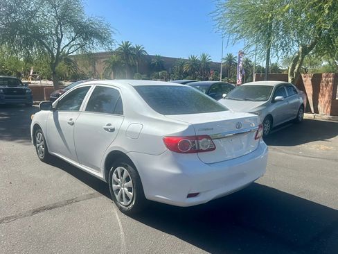 Used 2013 Toyota Corolla L FWD image 7