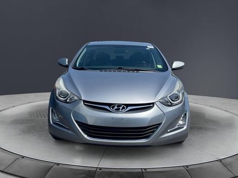 Used 2015 Hyundai Elantra SE w/ Option Group 03 FWD image 8