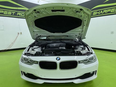 Used 2014 BMW 320i xDrive Sedan image 4