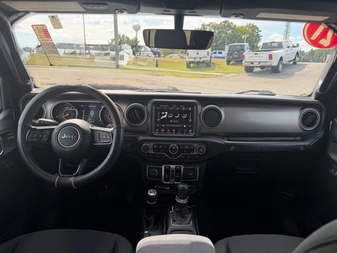 Used 2021 Jeep Wrangler Unlimited Sport AWD/4WD image 40