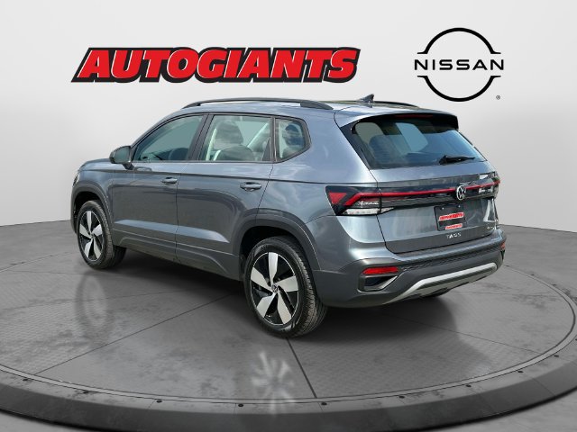 Used 2025 Volkswagen Taos S AWD/4WD image 6
