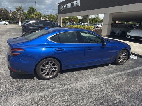 Used 2022 Genesis G70 2.0T RWD image 14