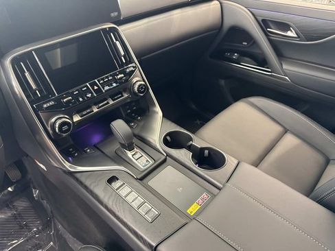 New 2026 Lexus LX 700h Luxury AWD/4WD image 25