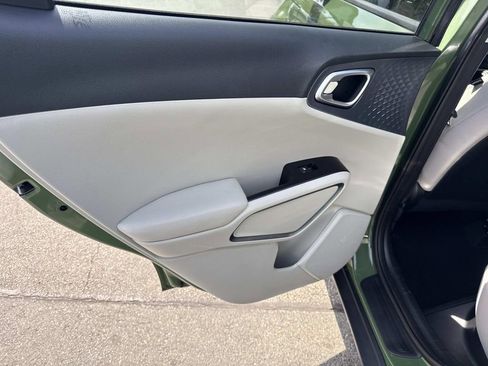 Used 2023 Kia Soul EX FWD image 16