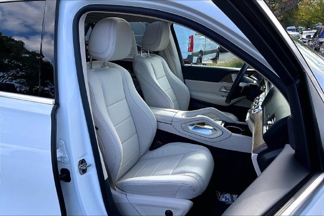Used 2026 Mercedes-Benz GLS 450 4MATIC image 7