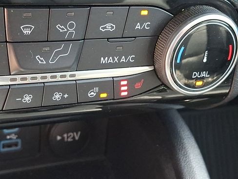 Certified 2022 Ford Escape SEL AWD/4WD image 28