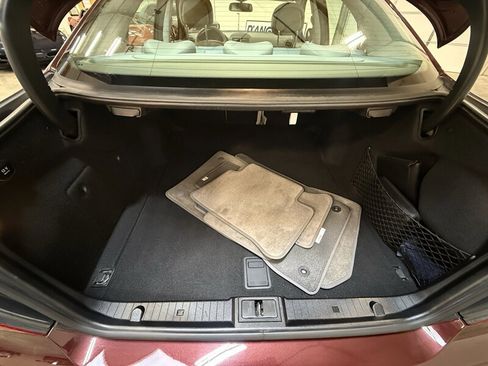 Used 2008 Mercedes-Benz E 320 BlueTEC Sedan image 25