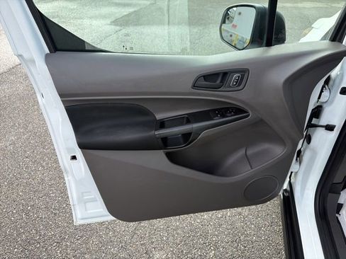 Used 2022 Ford Transit Connect XL image 11