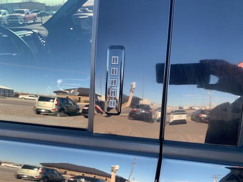 Used 2018 Ford F150 XLT w/ Equipment Group 302A Luxury image 18