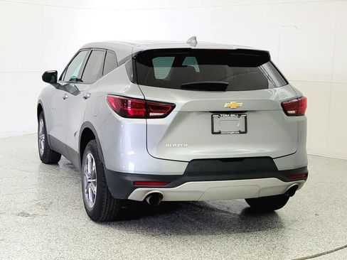 Used 2023 Chevrolet Blazer LT w/ Driver Confidence Package image 6