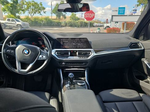 Used 2020 BMW 330i Sedan w/ Driving Assistance Package image 10
