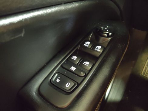 Used 2021 Jeep Compass Limited FWD image 27