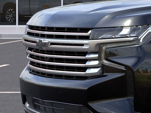 New 2024 Chevrolet Suburban High Country image 13