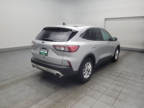 Used 2020 Ford Escape SE FWD image 9