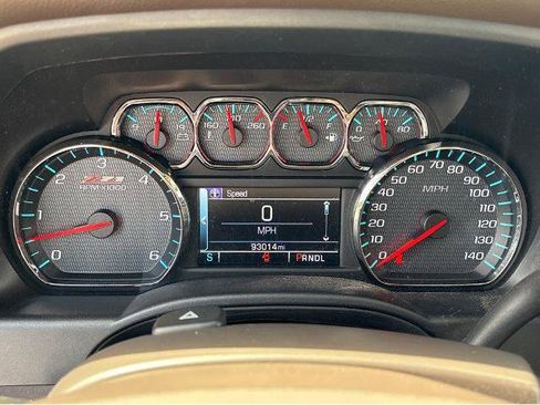 Used 2017 Chevrolet Silverado 1500 LTZ Z71 w/ LTZ Plus Package AWD/4WD image 3