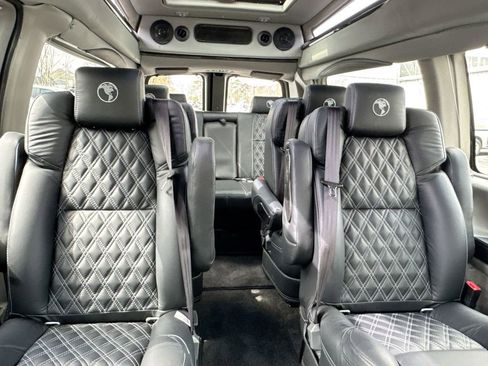 New 2026 Chevrolet Express 2500 Extended w/ Driver Convenience Package image 34