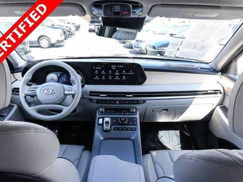 Certified 2023 Hyundai Palisade Limited image 12