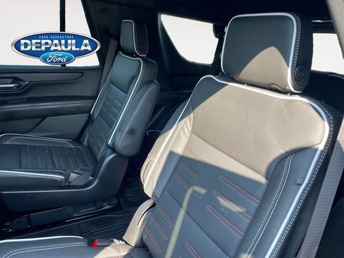 Used 2025 GMC Yukon AT4 Ultimate w/ LPO, Floor Liner Package AWD/4WD image 17