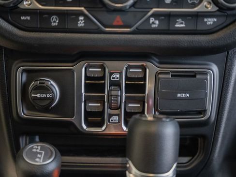 New 2025 Jeep Wrangler Sport S image 23