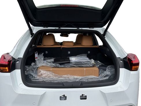 New 2026 Lexus UX 300h AWD image 7